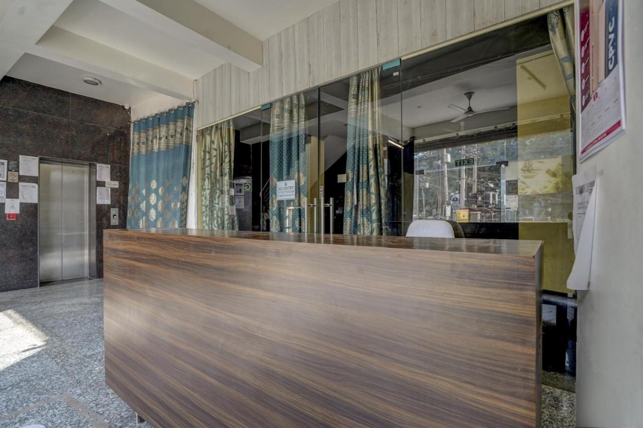 Oyo 78981 The Diamond Nest Noida Esterno foto